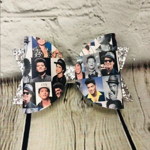 Bruno Mars Hair bow glitter